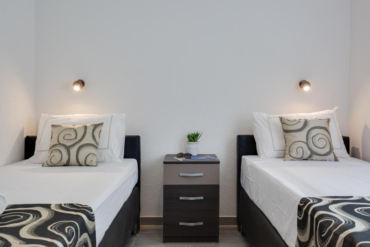 Apartmani Kastelina Vir Luaran gambar