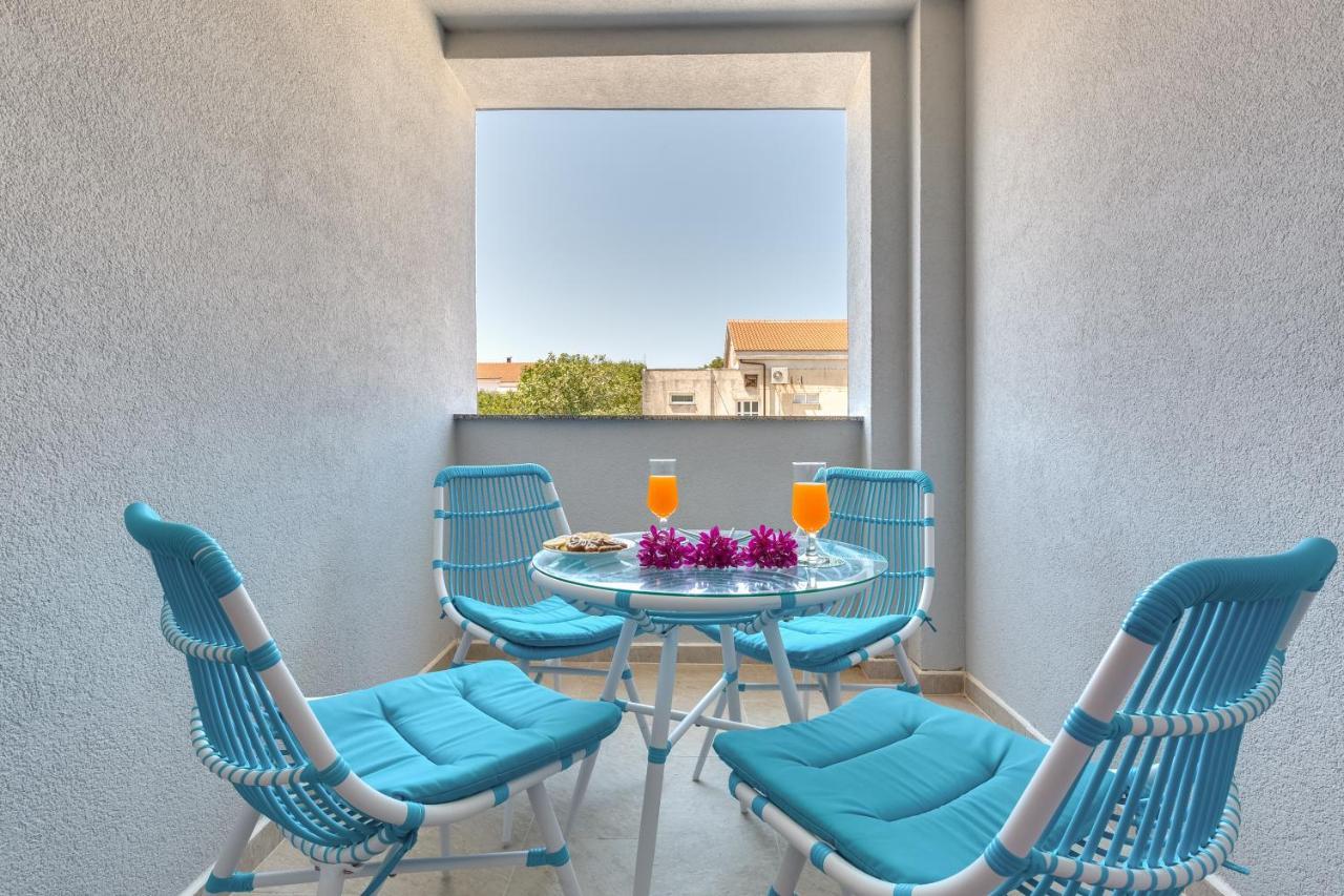 Apartmani Kastelina Vir Luaran gambar